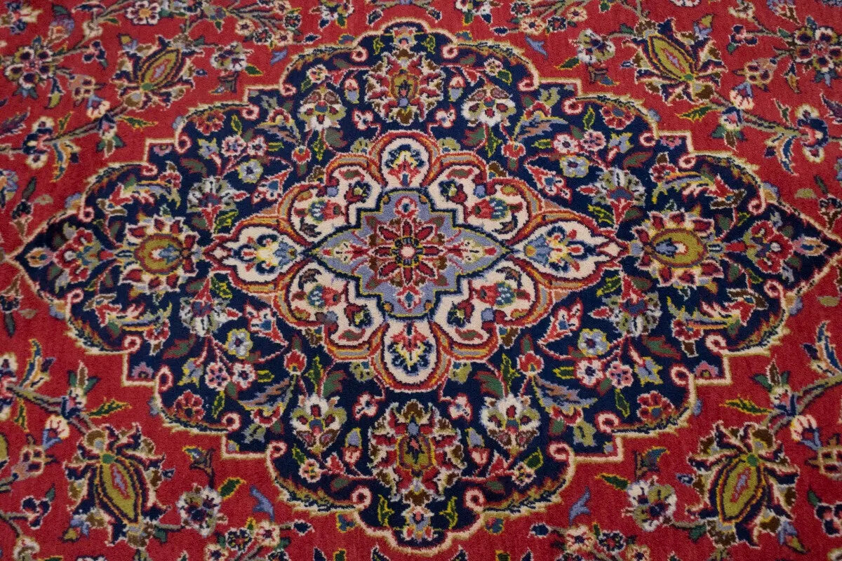 Handmade Classic Design Vintage Oriental Rug