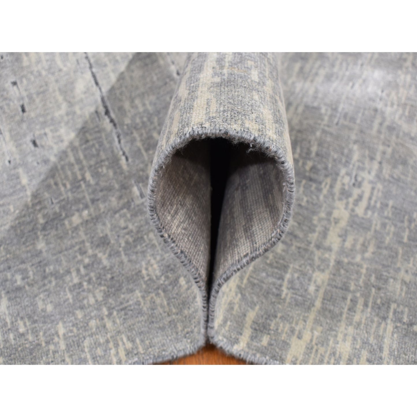 9'X11'10" Medium Gray Vertical Ombre Design Pure Silk Hand Knotted Rug