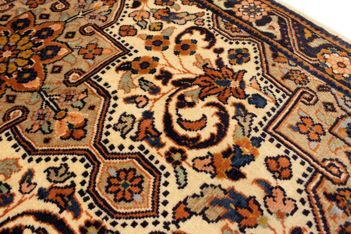 Vintage Handmade Floral Oriental Rug Carpet