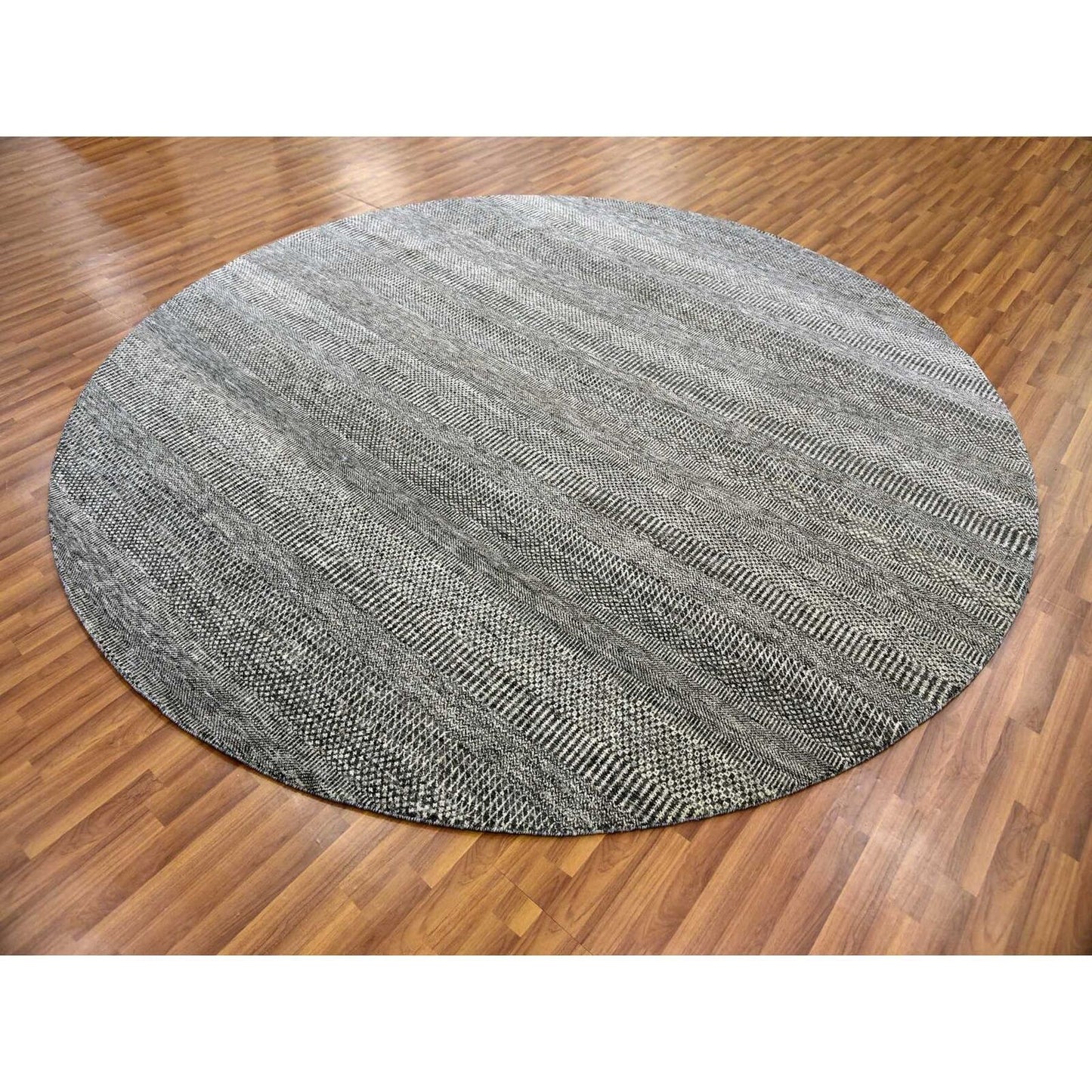 10'X10' Gray Undyed Wool Hand Knotted Grass Design Round Oriental Rug