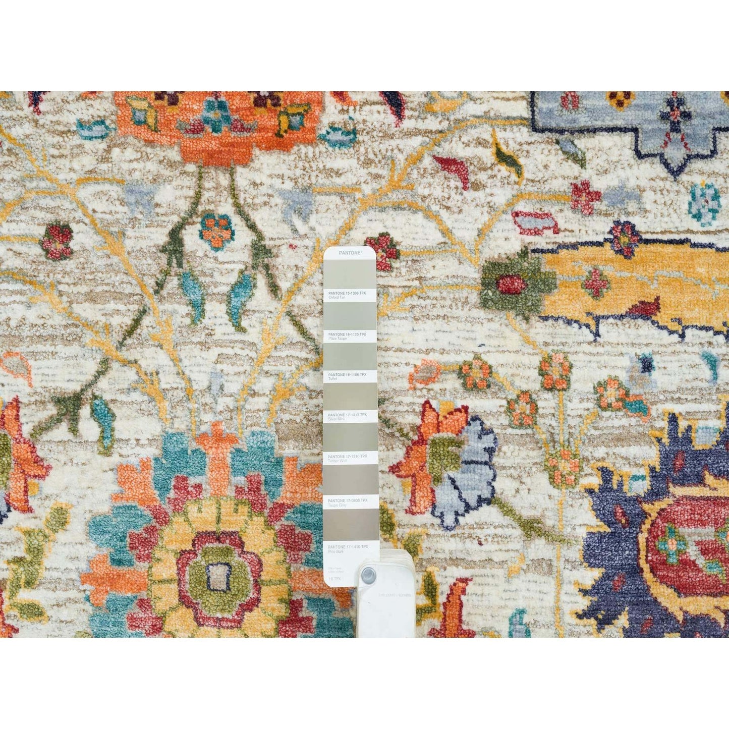 5'2"X7'4" Tan,Hand Knotted Sickle Leaf Silk Textured Wool Oriental Rug
