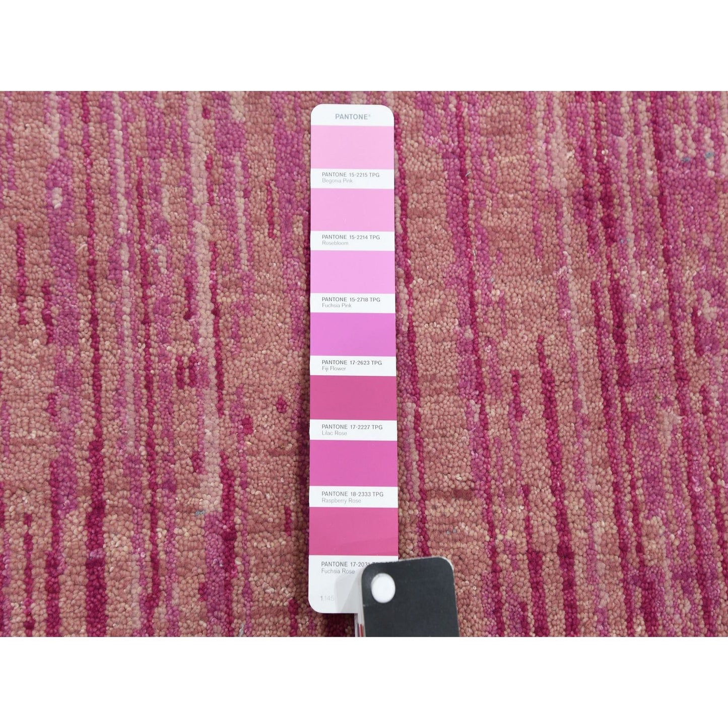2'7"X8'4" Pink Hand Knotted Vertical Ombre Design Natural Wool Runner Rug