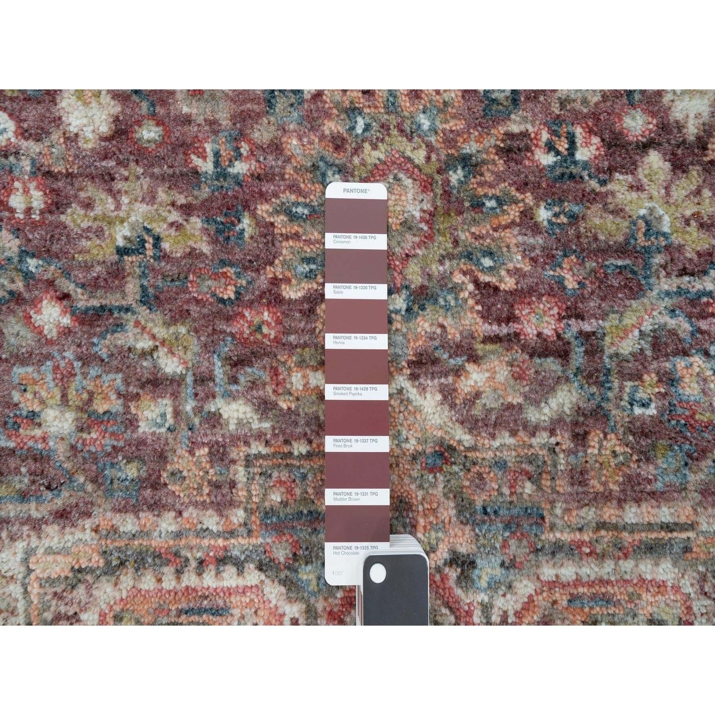 5'X5' Garnet Red Heriz Revival Pure Wool Hand Knotted Round Oriental Rug
