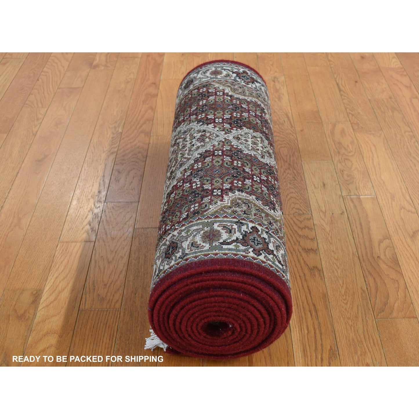 2'8"X6'10" Red Tebraz Mahi 100% Wool Hand Knotted Short Runner Rug