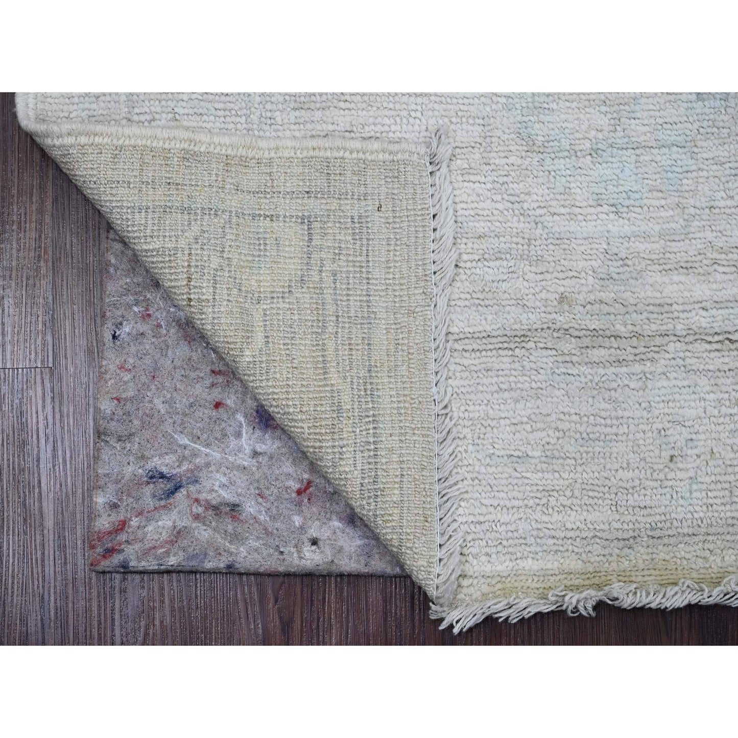 2'9"X7'7" White Angora Oushak Leaf Design Hand Knotted Wool Runner Rug