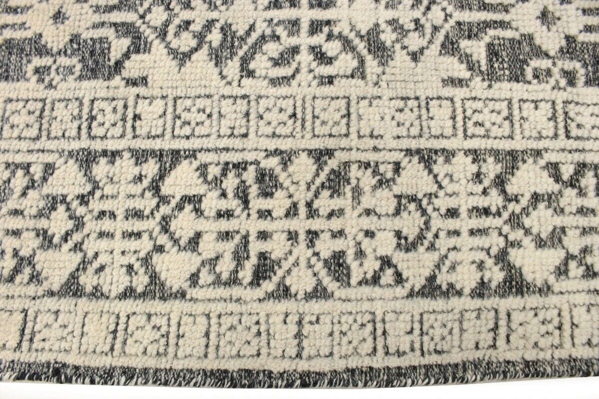 Handmade Wool Modern Oriental Rug 6X9 Ft