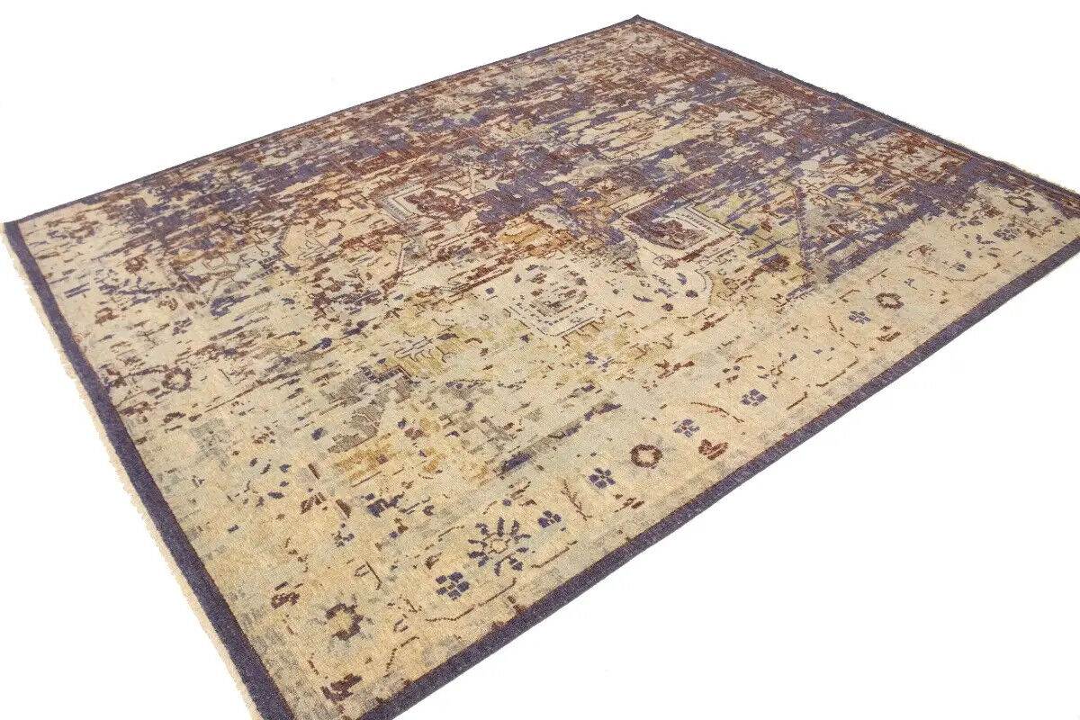 Distressed Floral Heriz Serapi Oriental Rug