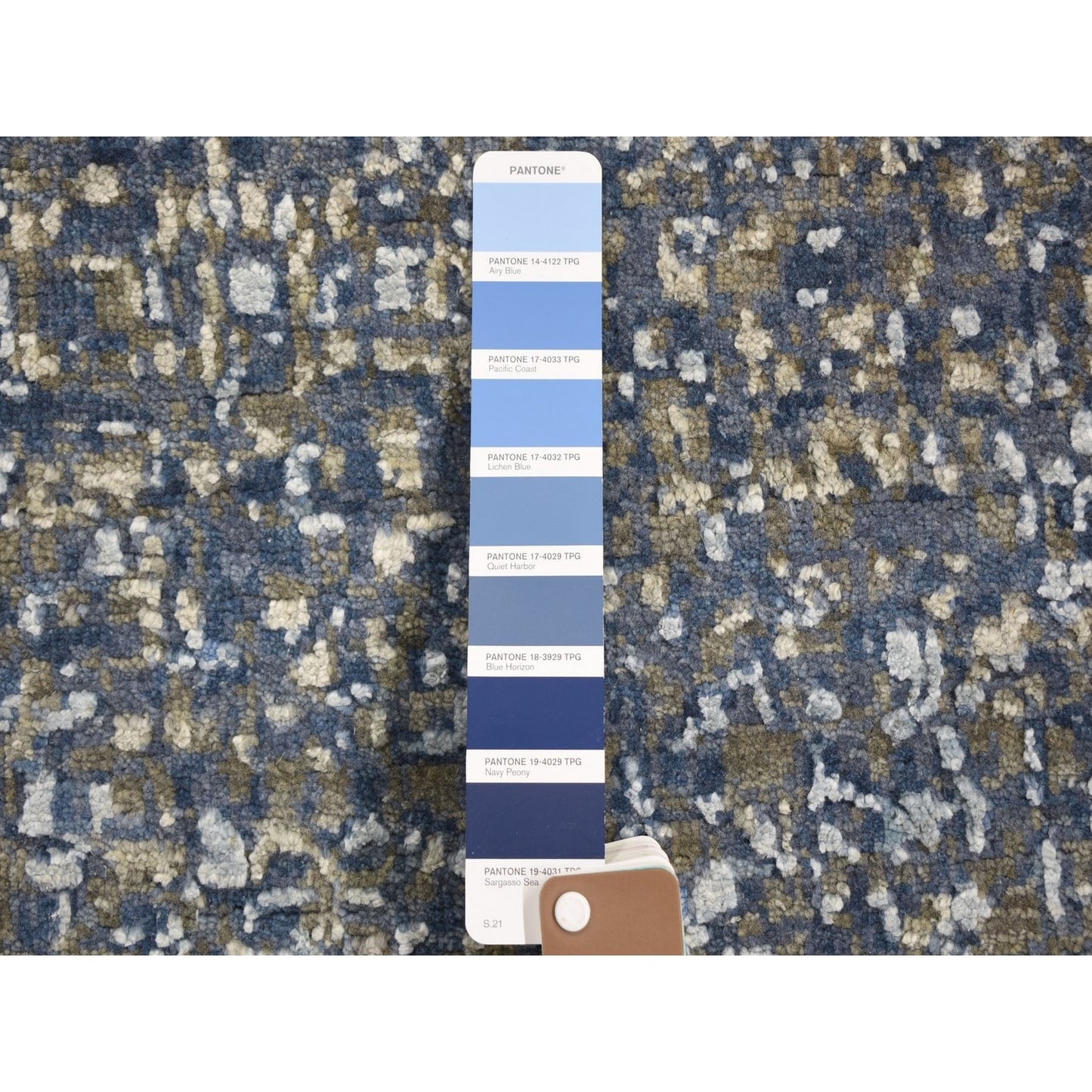 9'X12' Pure Silk And Wool Dissipating Design Hand Knotted Rug