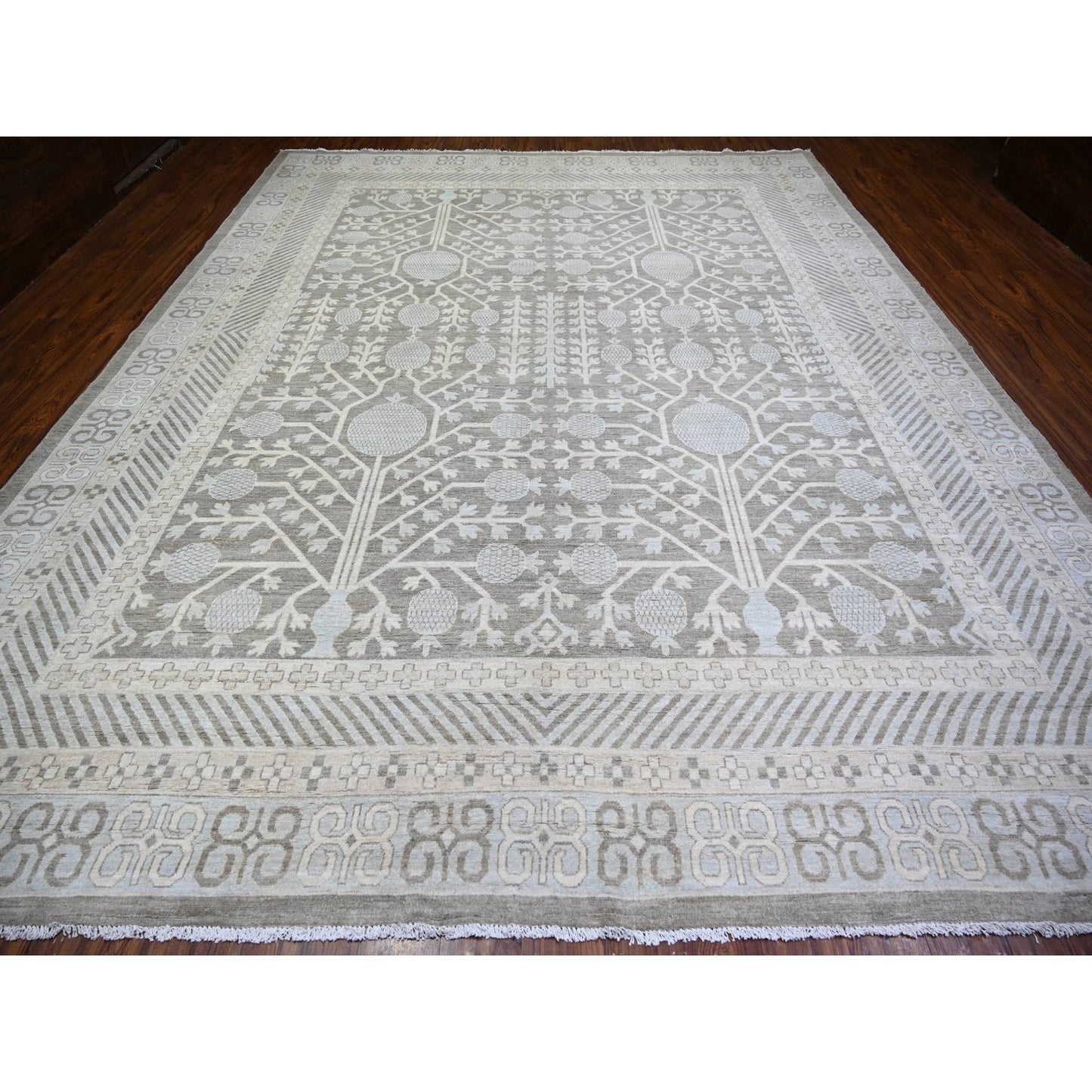 11'2"X14'3" Gray Washed Out Peshawar Hand Knotted Pure Wool Oversized Rug