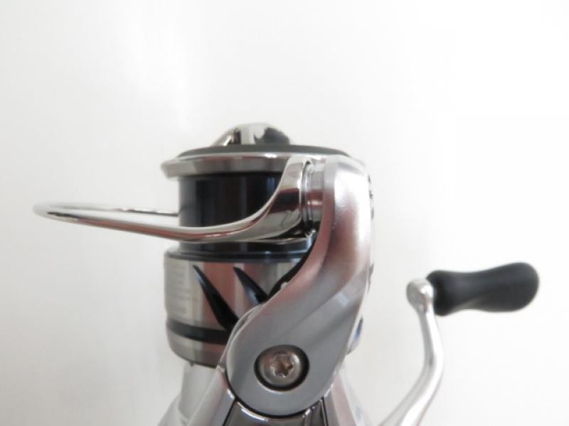 SHIMANO 23 STRADIC C2000S Spinning Reel #176