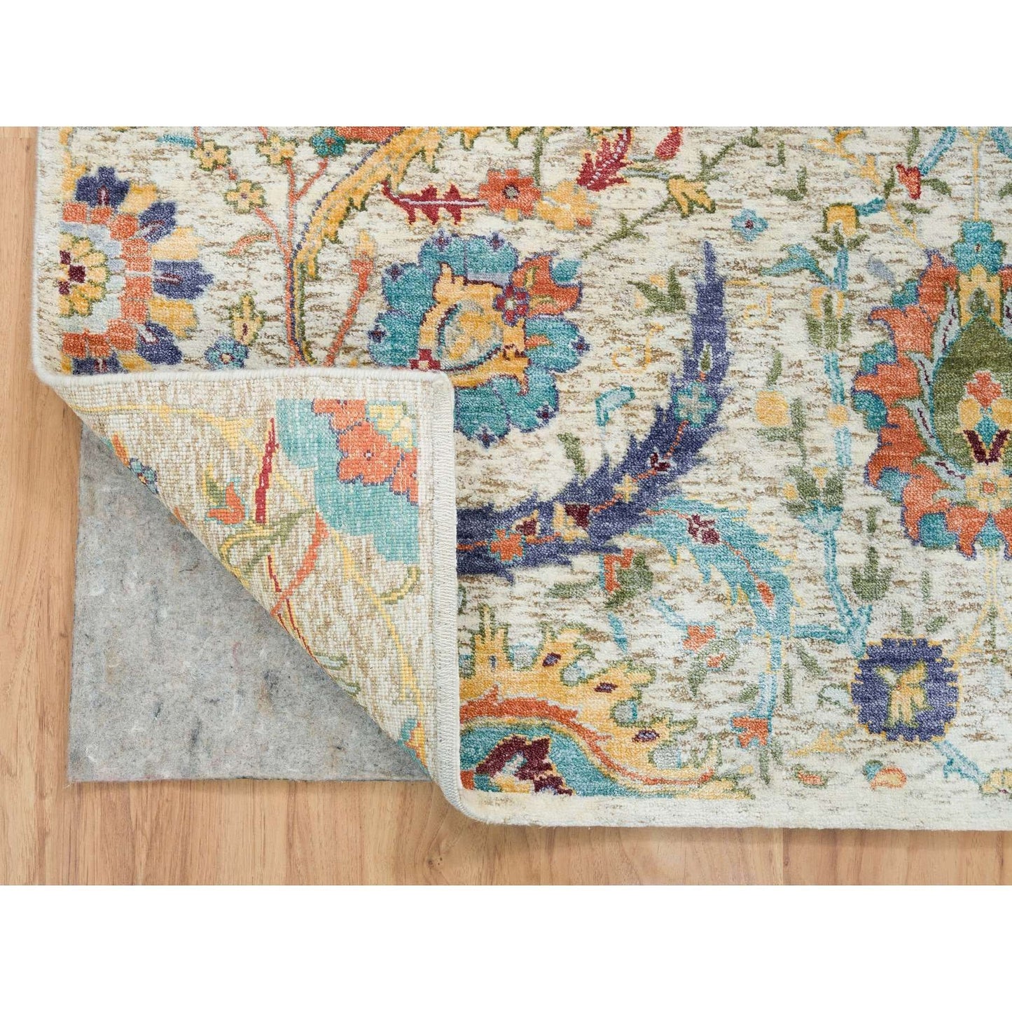 5'2"X7'4" Tan,Hand Knotted Sickle Leaf Silk Textured Wool Oriental Rug