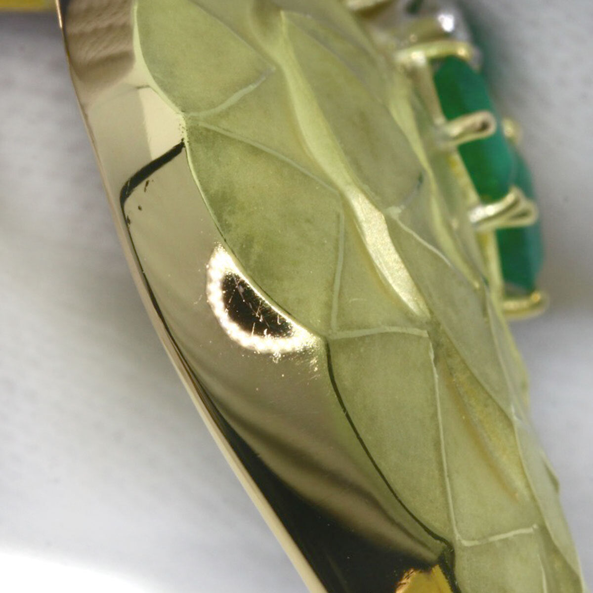 Ikeda Keiko Brooch Colored Stone Emerald