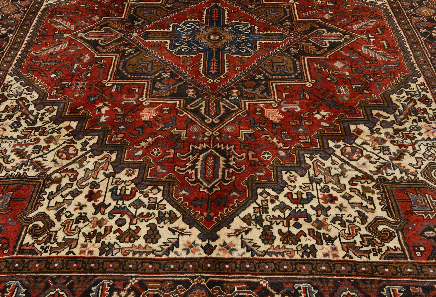 Handmade Serapi Heriz Oriental Rug 7X9 Ft Vintage