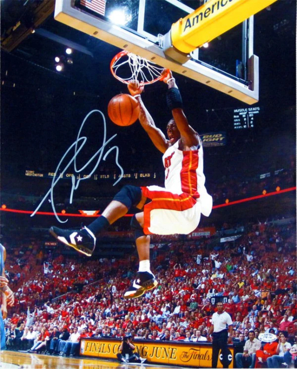 Dwyane Wade 2 Hand Dunk Autographed 16X20 Photo