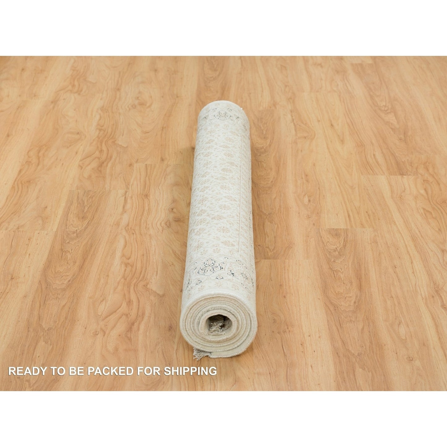 4'7"X6'8" Ivory Herrita Design 250 Kpsi Wool Hand Knotted Runner Rug