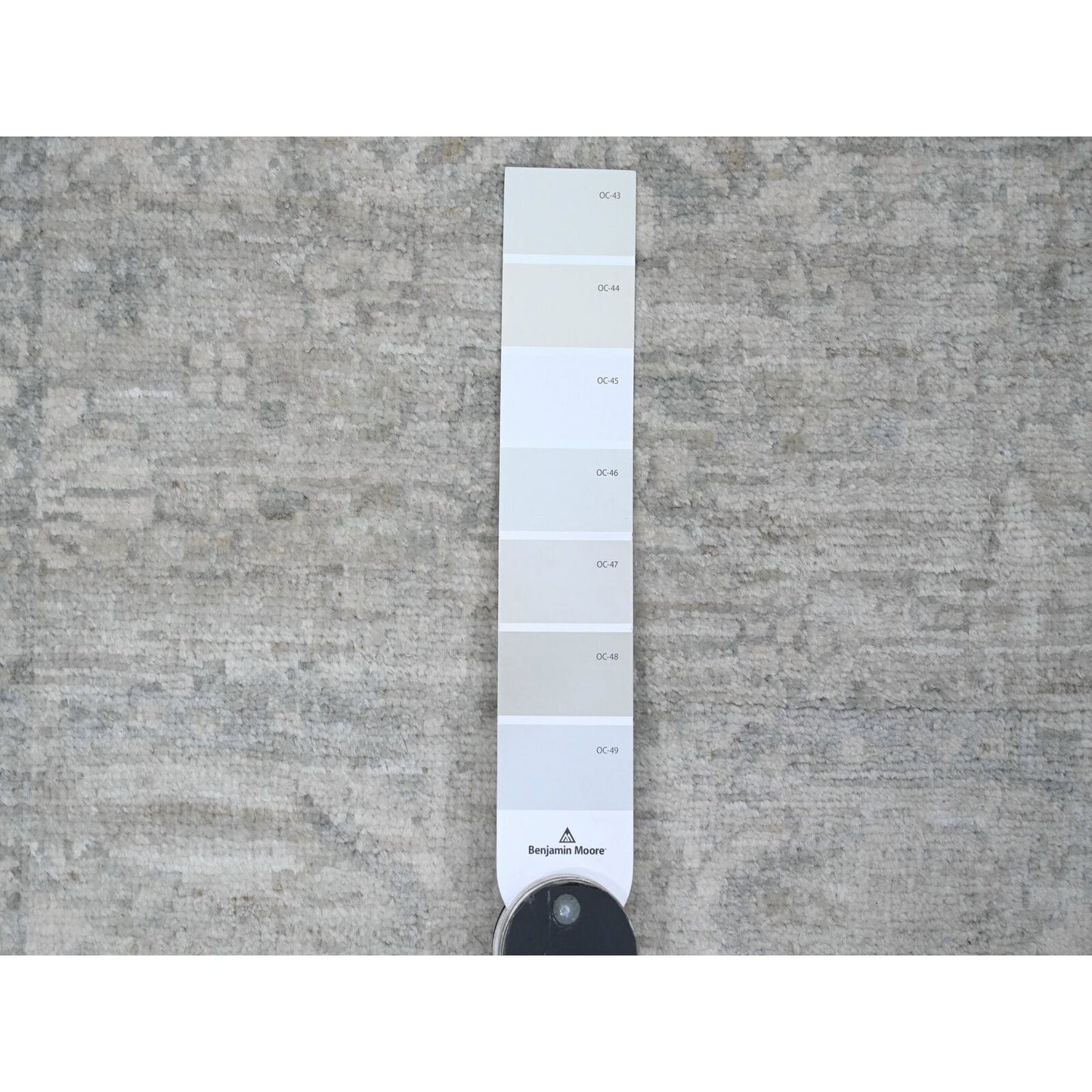 2'4"X29'3" White Heris All Over Design Pure Wool Hand Knotted Runner Rug