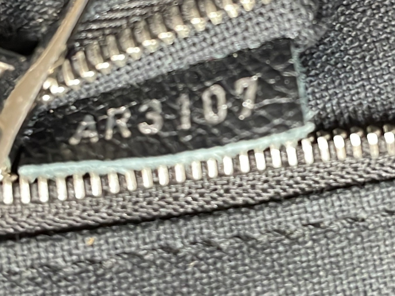 Louis Vuitton Vaneau Handbag Epi Leather Mm