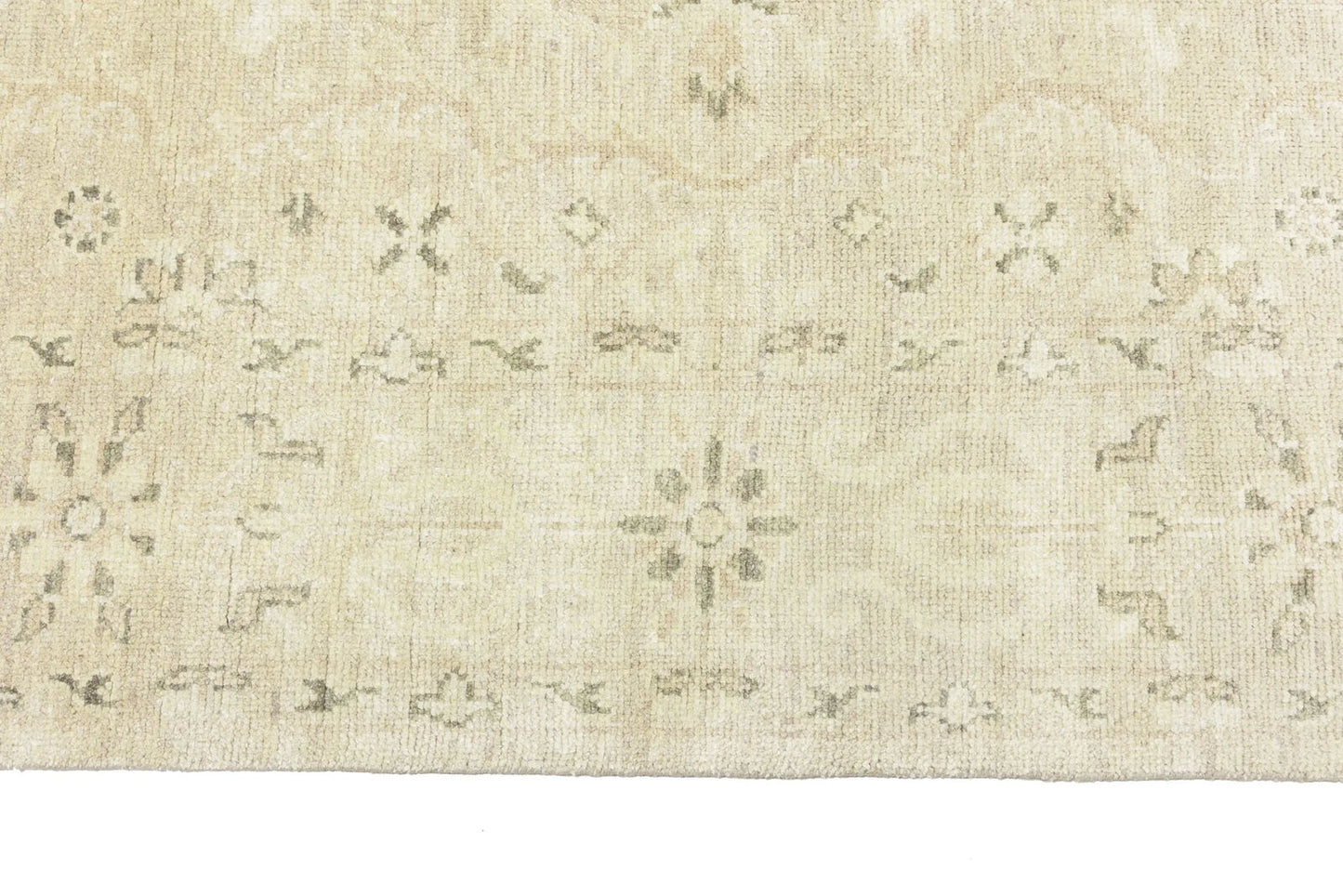 Transitional Oriental Rug Muted Floral Design