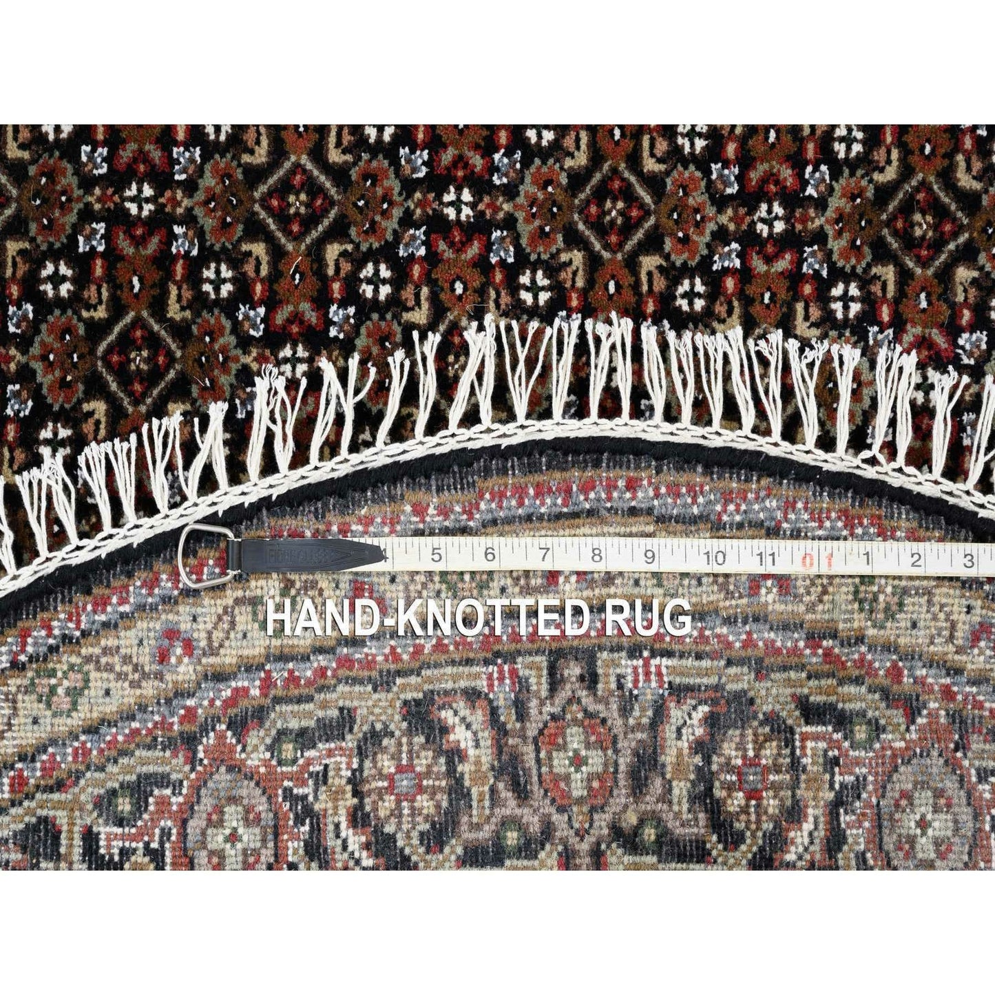 5'X5' 175 Kpsi Hand Knotted Black Tebraz Mahi Wool And Silk Round Rug