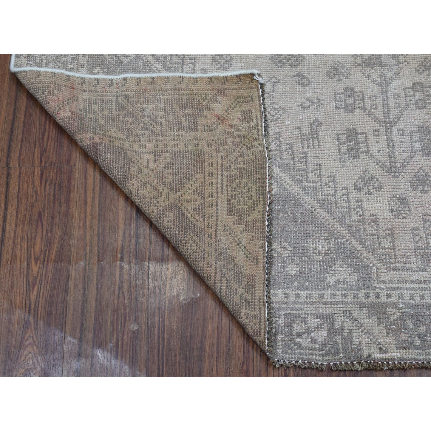 5'1"X7'4" Vintage Distressed Farsian Qashqairaz Hand Knotted Bohemian Rug