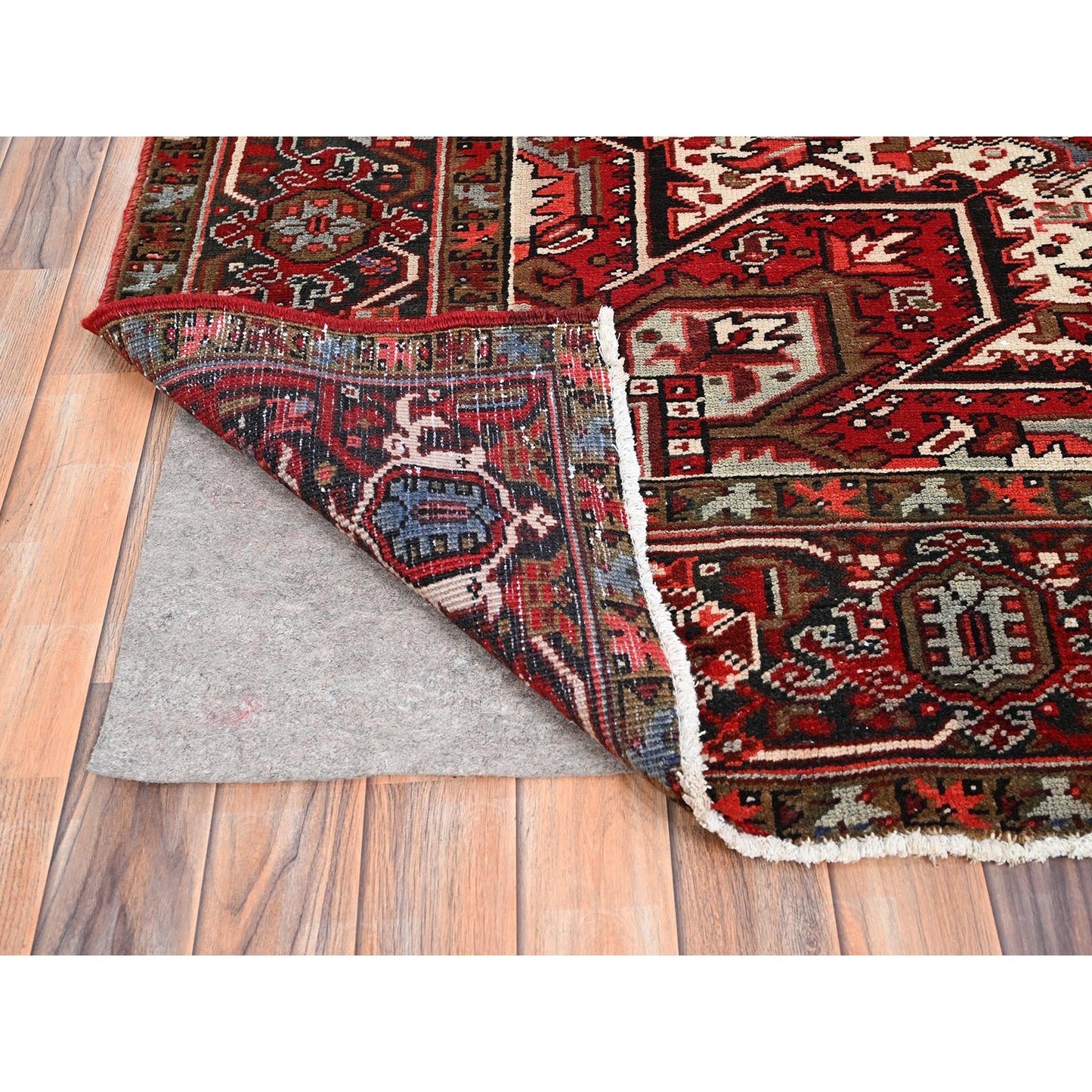 7'9"X10'10" Red Pure Wool Hand Knotted Vintage Zoroastrian Heris Rug