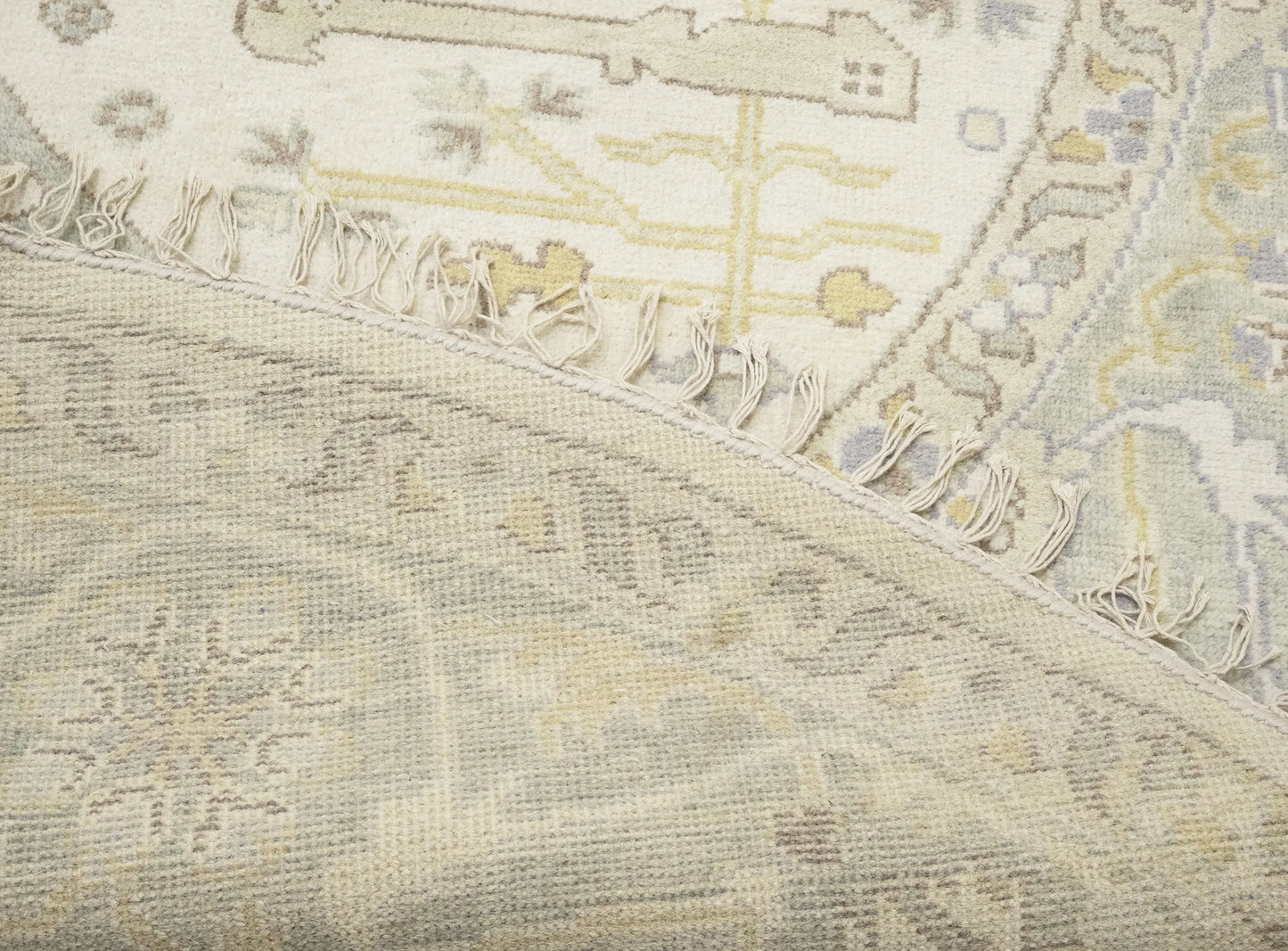 Hand-Knotted Cream Oushak Floral Round Rug