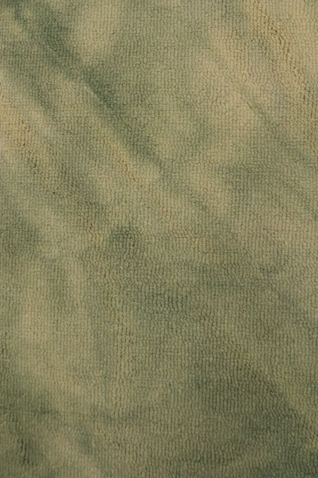 Olive Green Hand-Tufted Abstract Tie-Dye Design