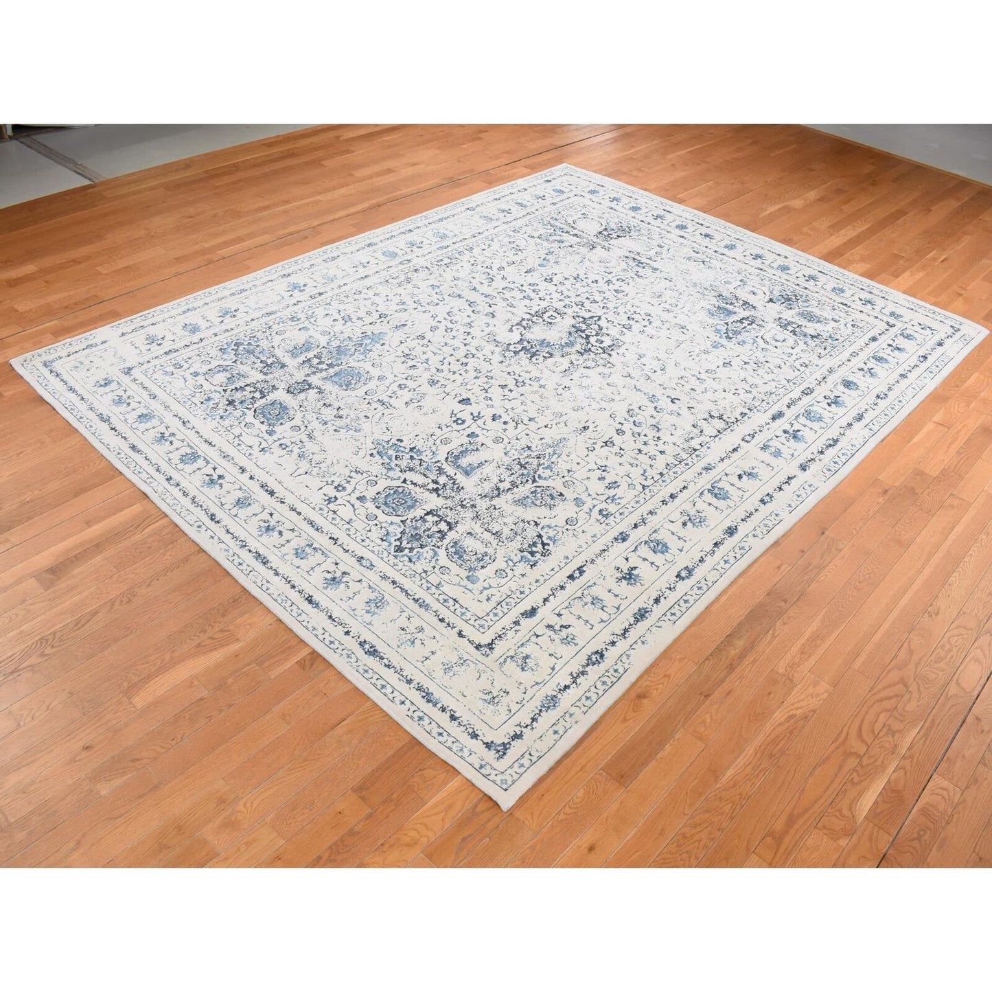 9'X12'1" Ivory Modern Broken Design Wool And Silk Hand Knotted Rug