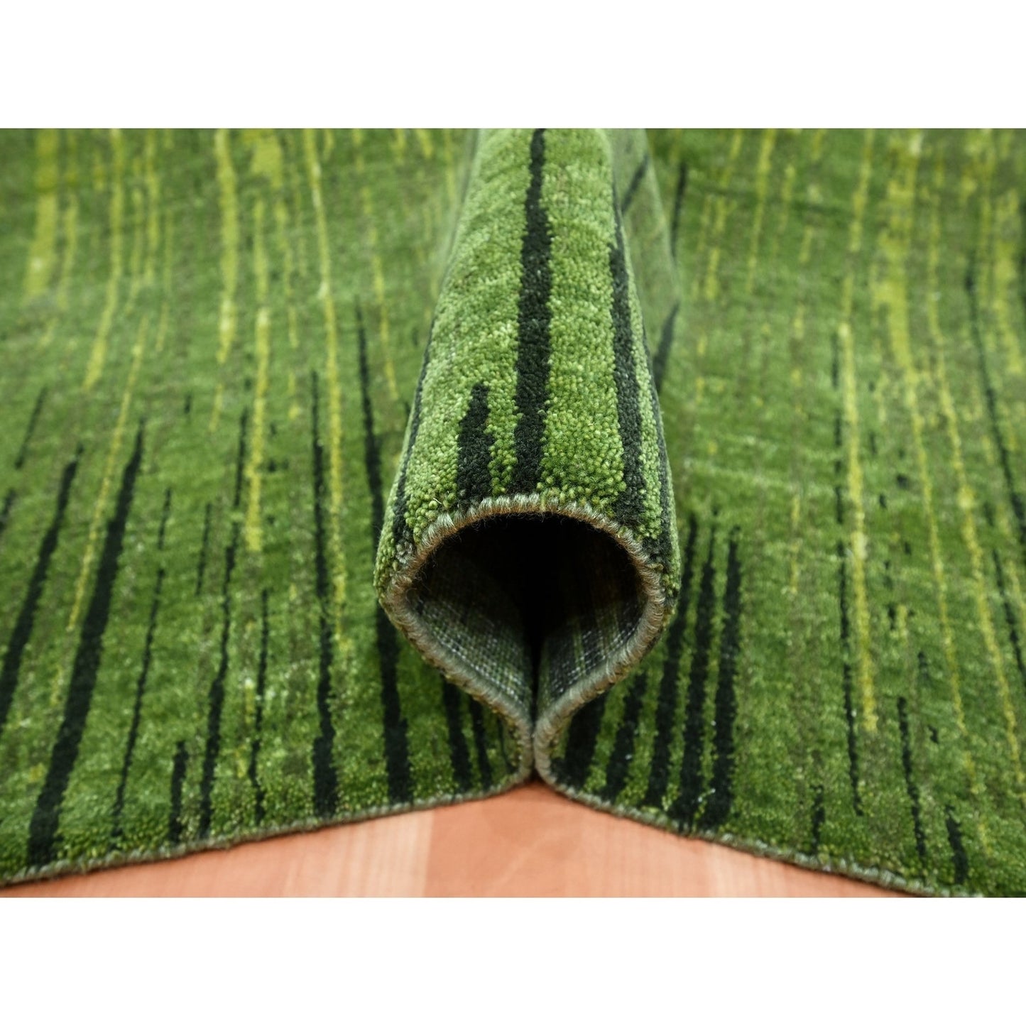 8'2"X10'3" Pickle Green Vertical Ombre Design Hand Knotted Soft Wool Rug