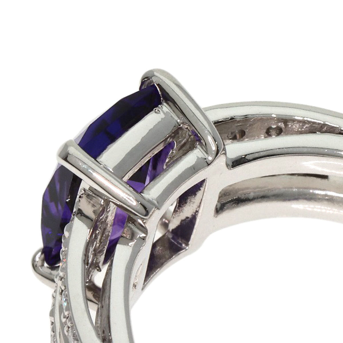 1.87Ct Amethyst Diamond Ring K18 White Gold 8.5G