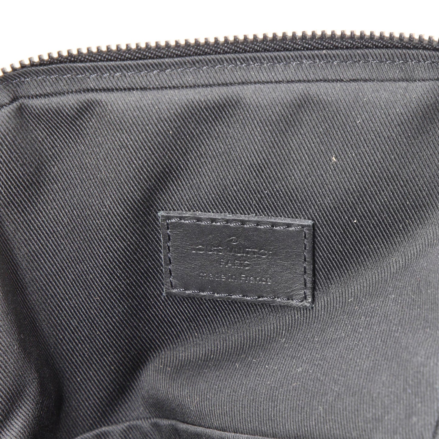 Louis Vuitton Avenue Sling Bag Damier Infini Leather