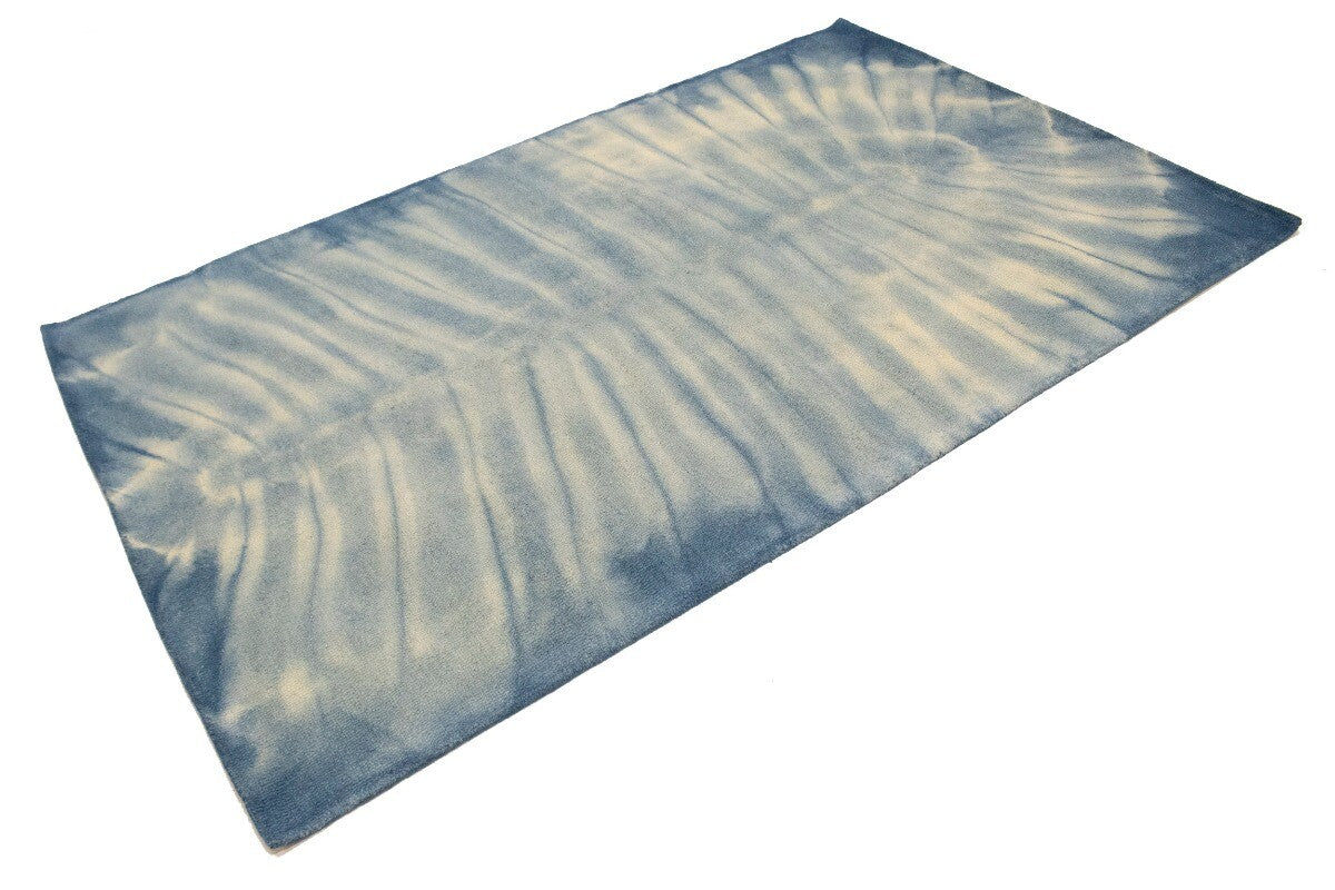 Hand-Tufted Blue Tie-Dye Rug Modern Kids Room