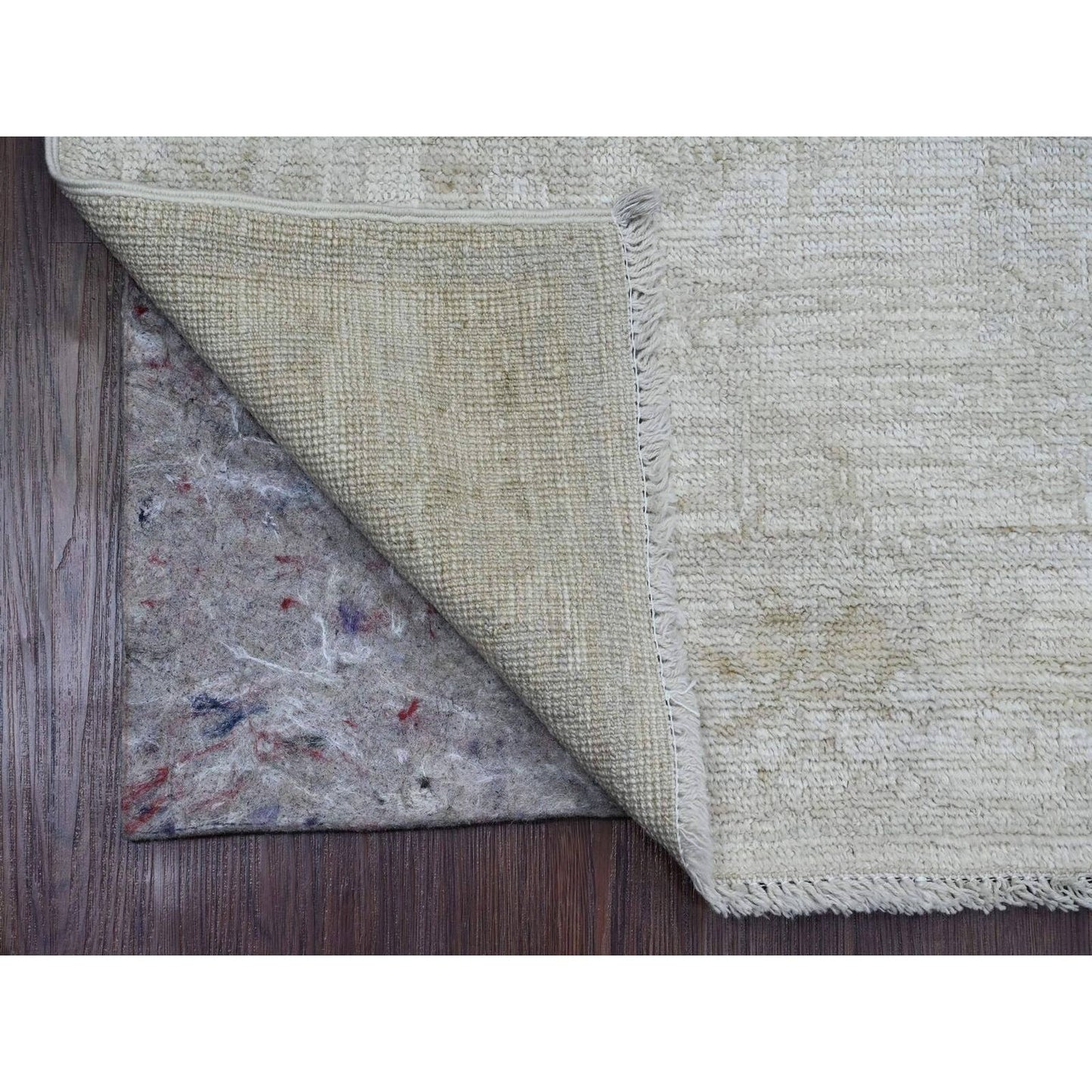 2'7"X9'8" White Hand Knotted Angora Oushak Leaf Design Wool Runner Rug