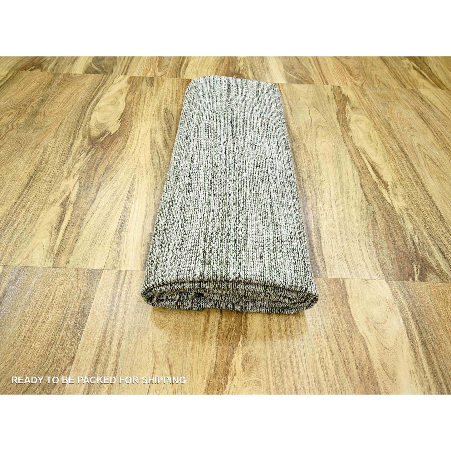 10'2"X10'2" Green & White Grass Design Pure Wool Hand Knotted Square Rug