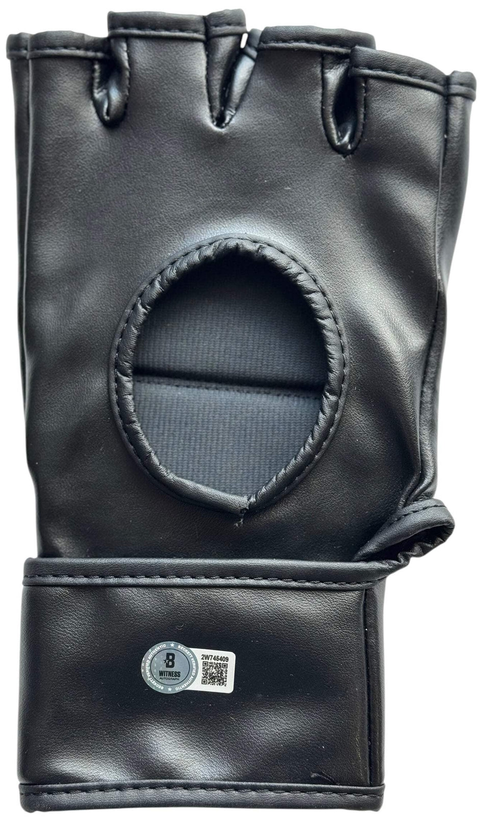 Max Holloway Ufc Champion Autographed Auto Signed Ufc Glove (Beckett Witness)