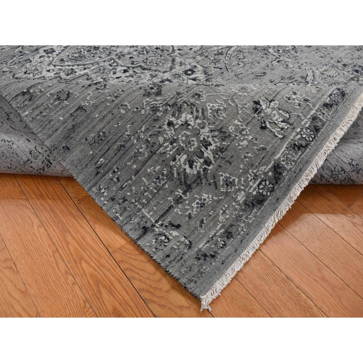 6'X9' Gray Zoroastrian Erased Design Silk With Wool Hand Knotted Rug