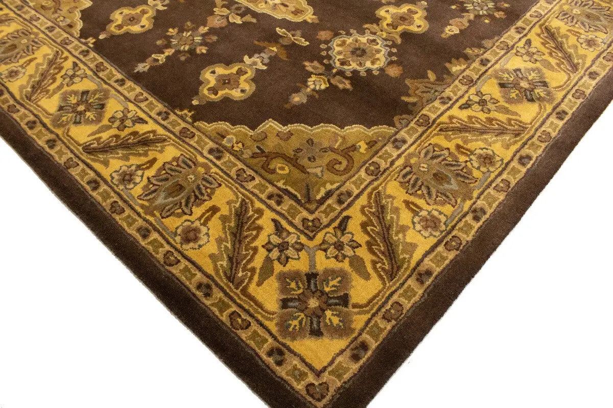 Hand-Tufted Dark Brown Classic Floral Rug