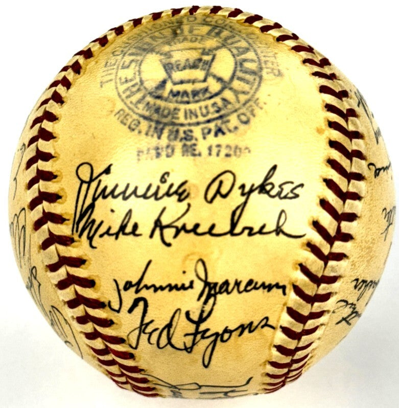 1938 Chicago White Sox Team Signed Baseball (27)