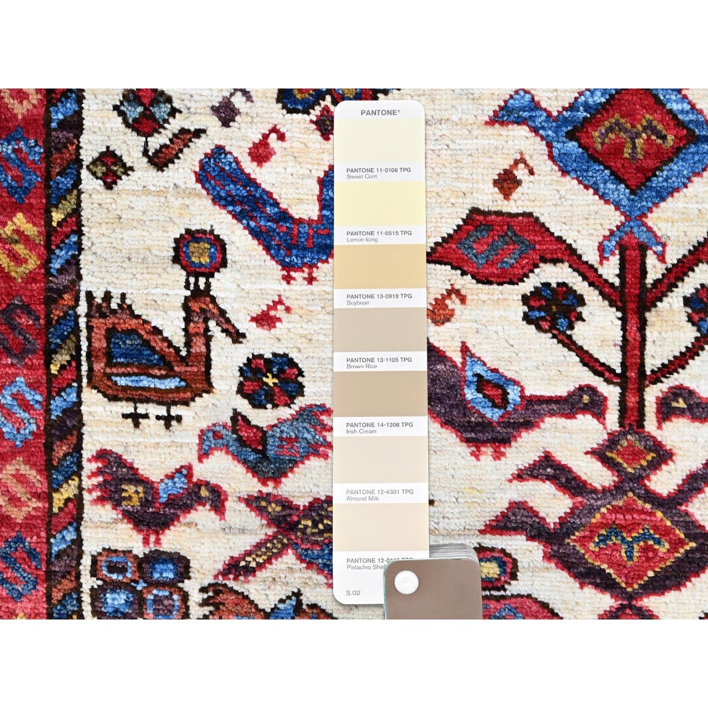 3'7"X5'3" Ivory Turkish Knot Birds Figurines Hand Knotted Wool Rug
