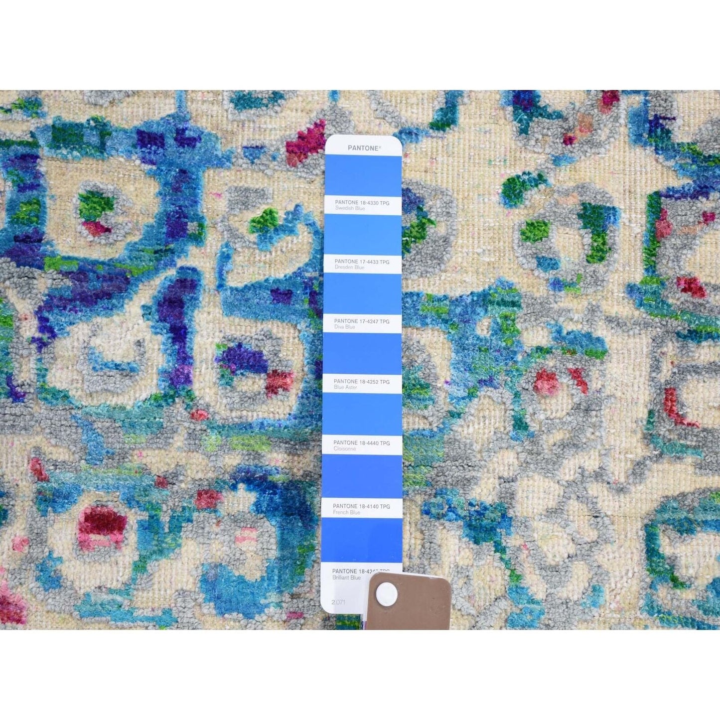 5'X7'3" The Peacock Sari Silk Colorful Hand Knotted Oriental Rug