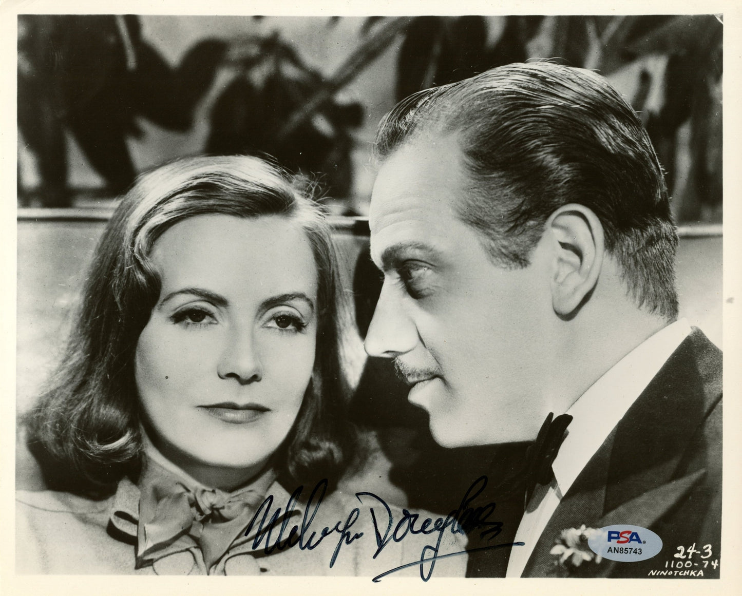 Melvyn Douglas Signed/Autographed 8X10 B/W Photo