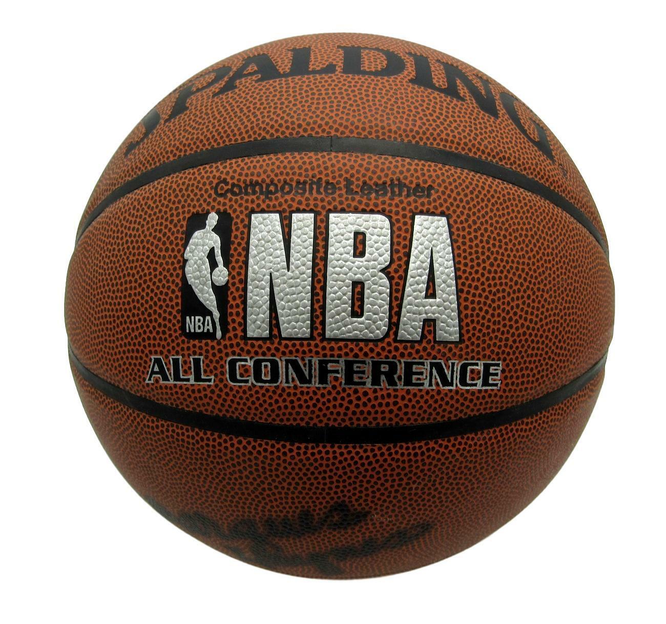 Marques Haynes Hof Signed Globetrotters Spalding