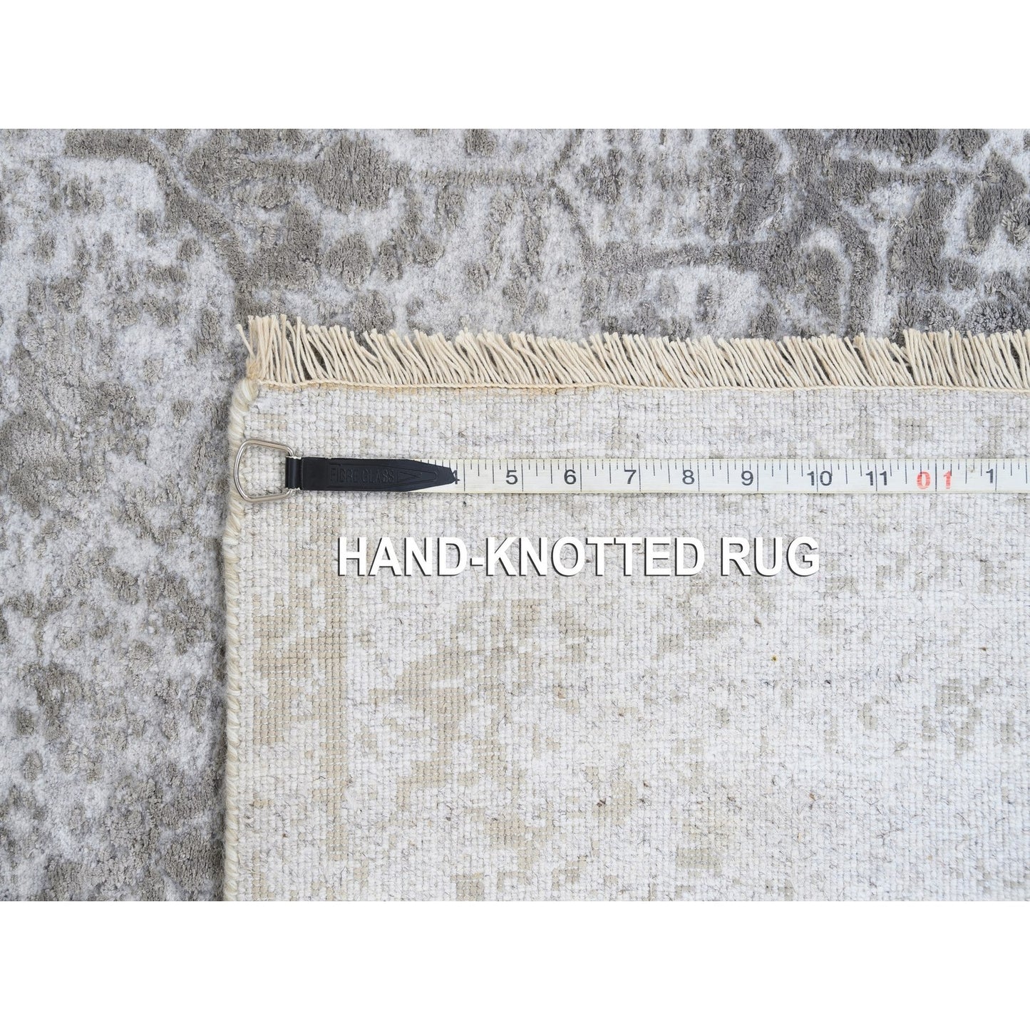 4'2"X6' Broken Farsian Design Wool And Pure Silk Hand Knotted Ivory Rug