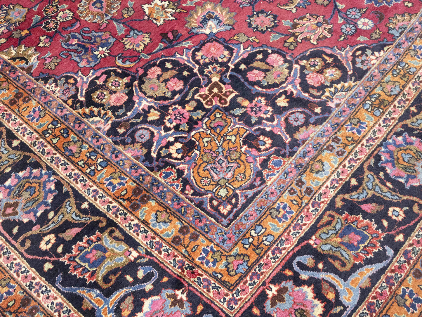 Handmade Traditional Floral Style Signed Rug Wool