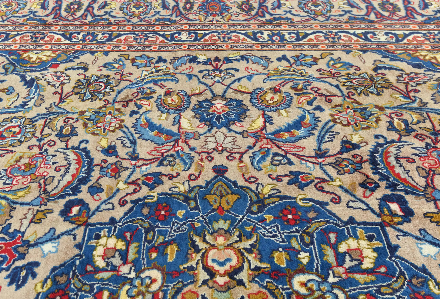 Vintage Handmade Beige Oriental Rug Floral Design