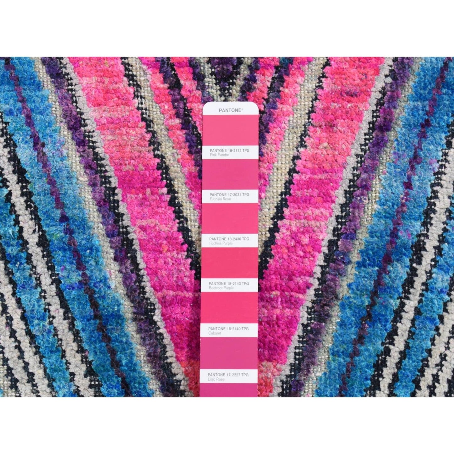 4'X6'2" Hot Pink Hand Knotted Chevron Design Silk With Wool Rug