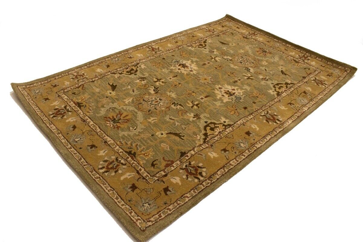 Traditional Hand-Tufted Oriental Rug Floral