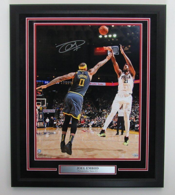 Joel Embiid Philadelphia 76Ers Signed 16X20 Photo Framed Fanatics 144506
