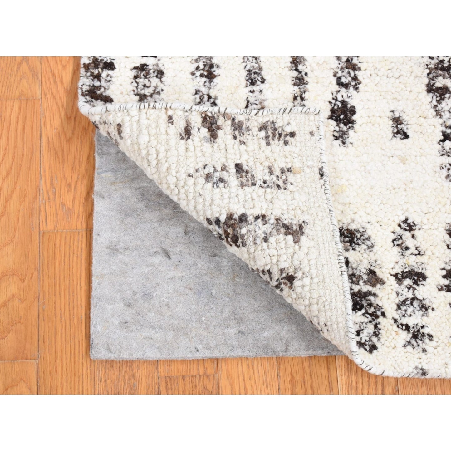 3'X3' Black Modern Erased Column Design Pure Wool Hand Knotted Rug