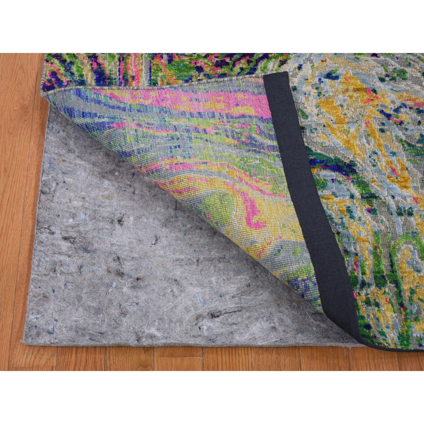4'9"X6'7" The Lava Sari Silk With Textured Wool Hand Knotted Rug